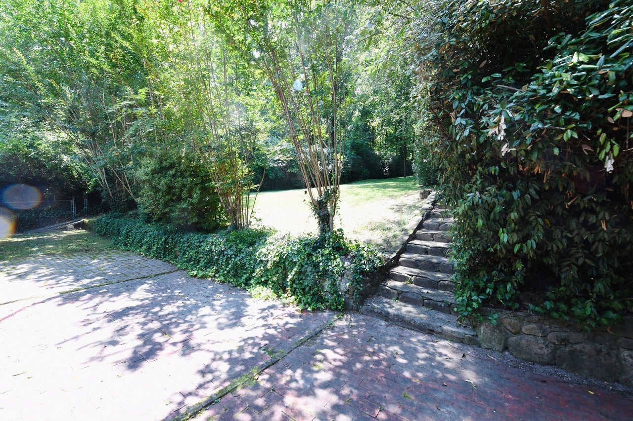 3227 Haywood Ave