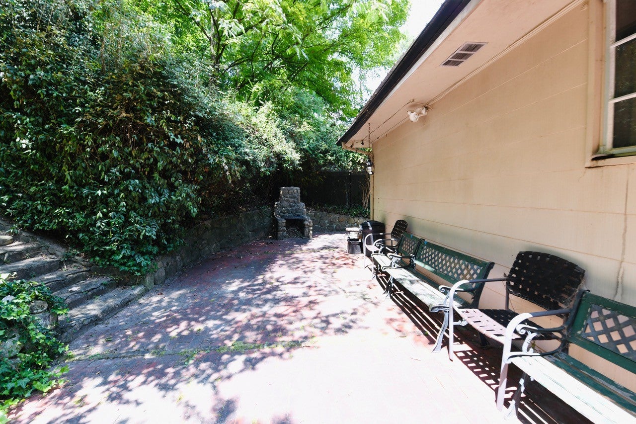 3227 Haywood Ave