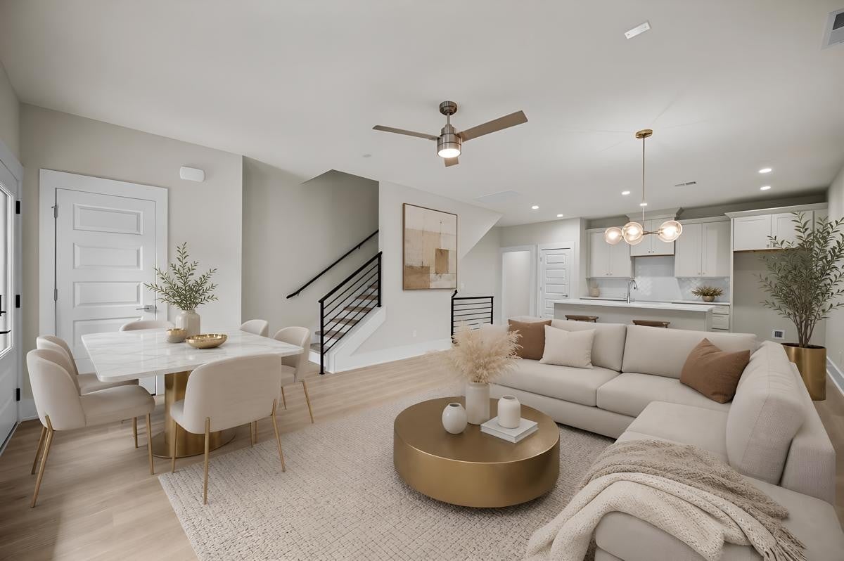 604 Summit Trl