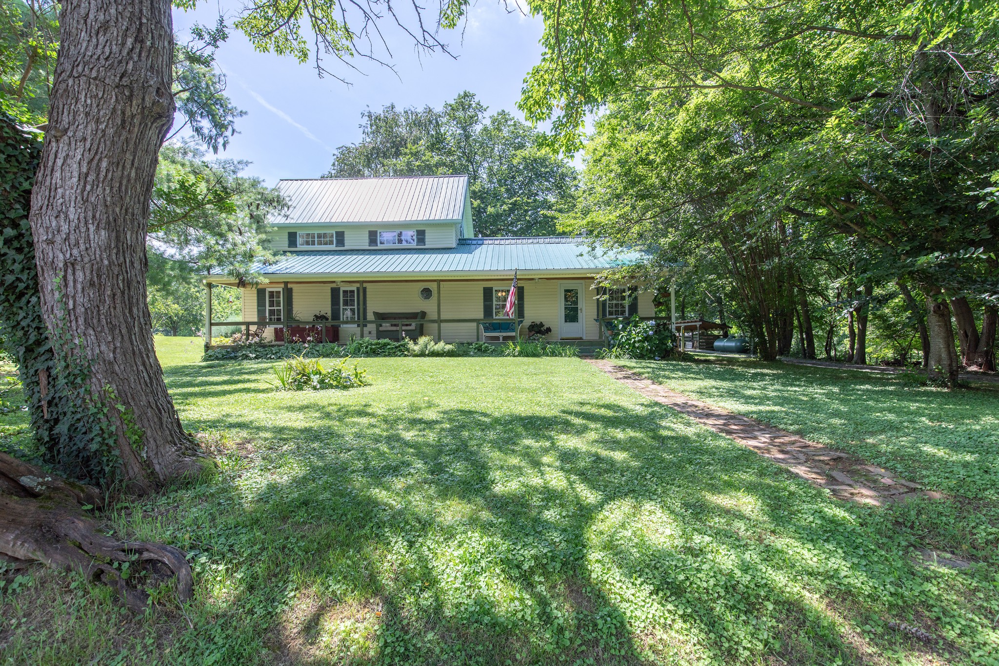 824 Dry Creek Rd