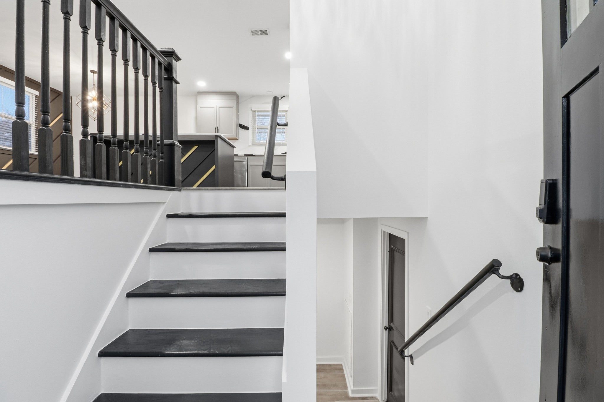 601 Huntington Pkwy