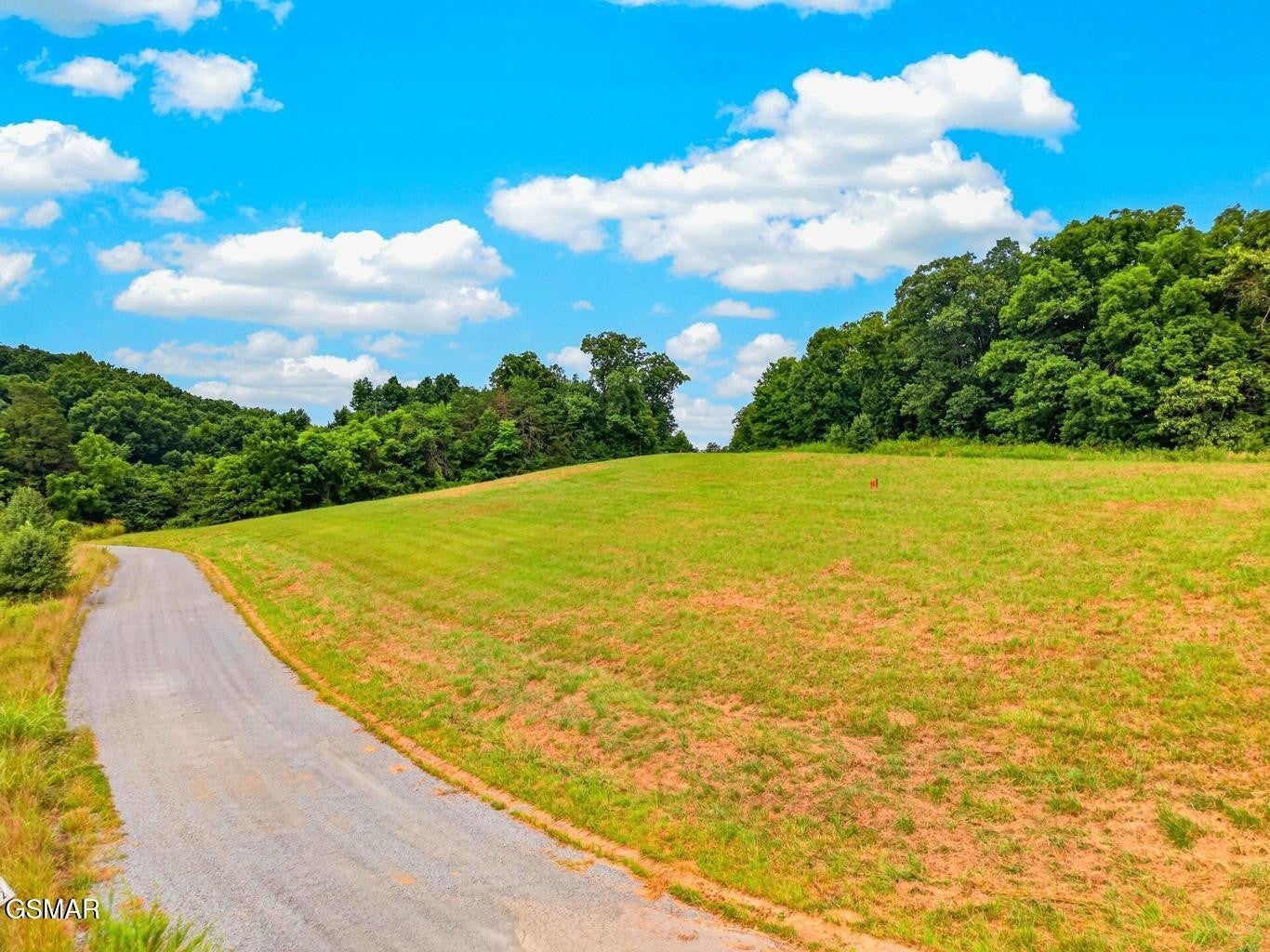 18 Woodland Creek Road