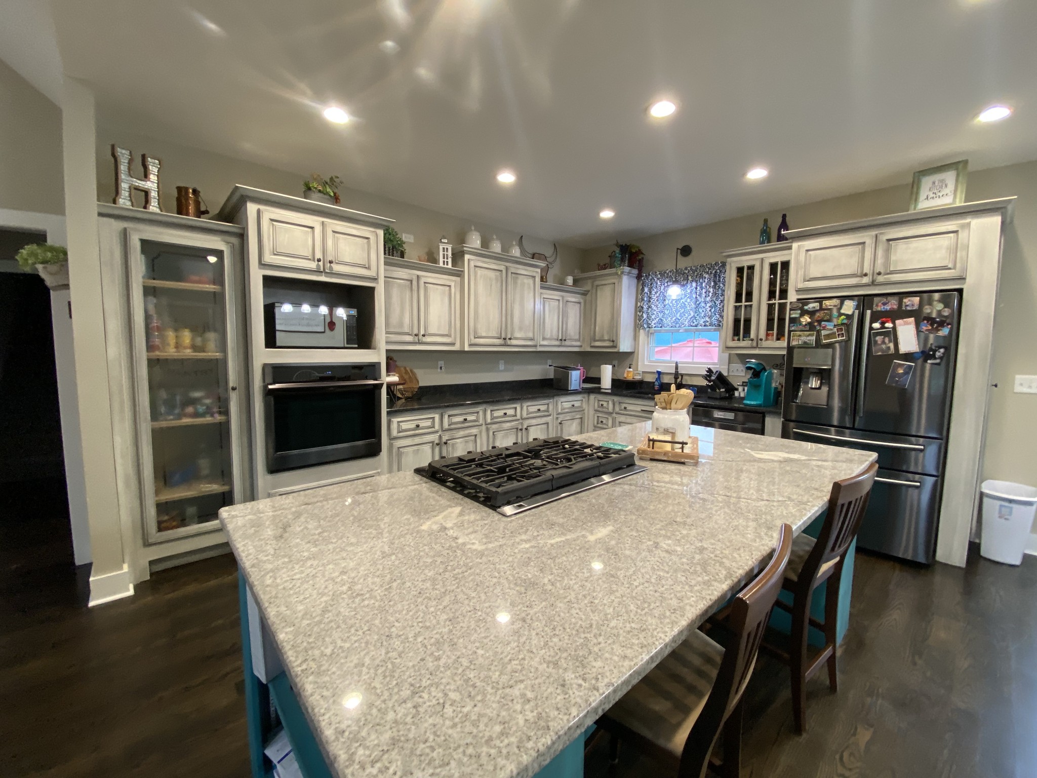 555 Haddon Ln