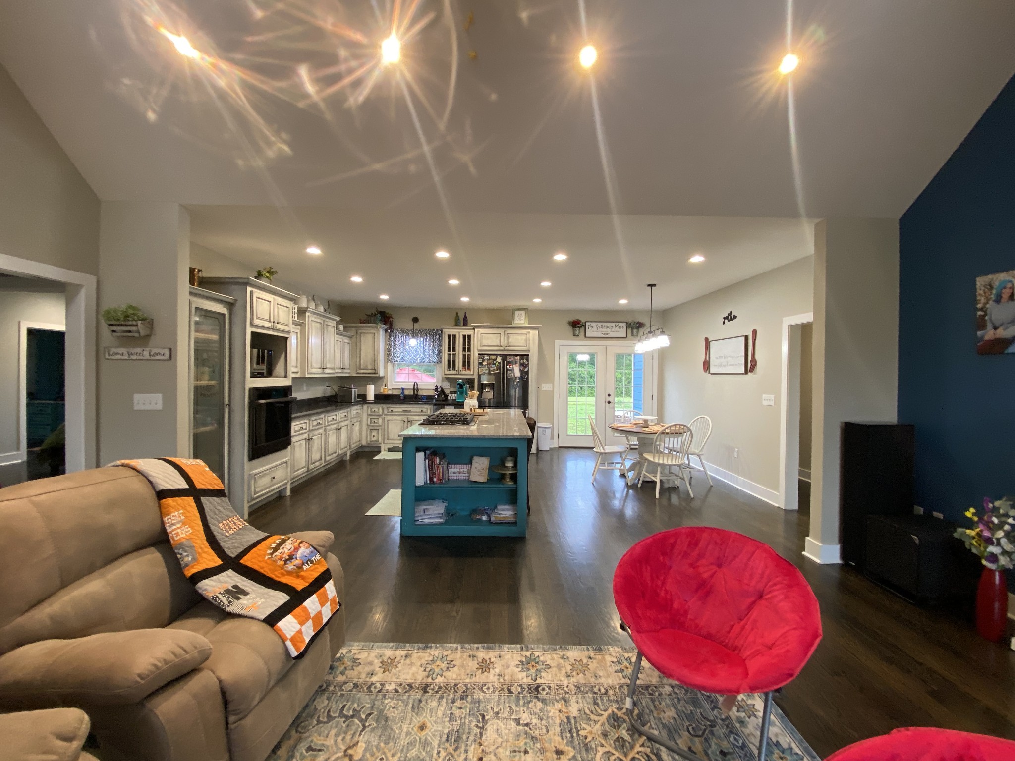 555 Haddon Ln