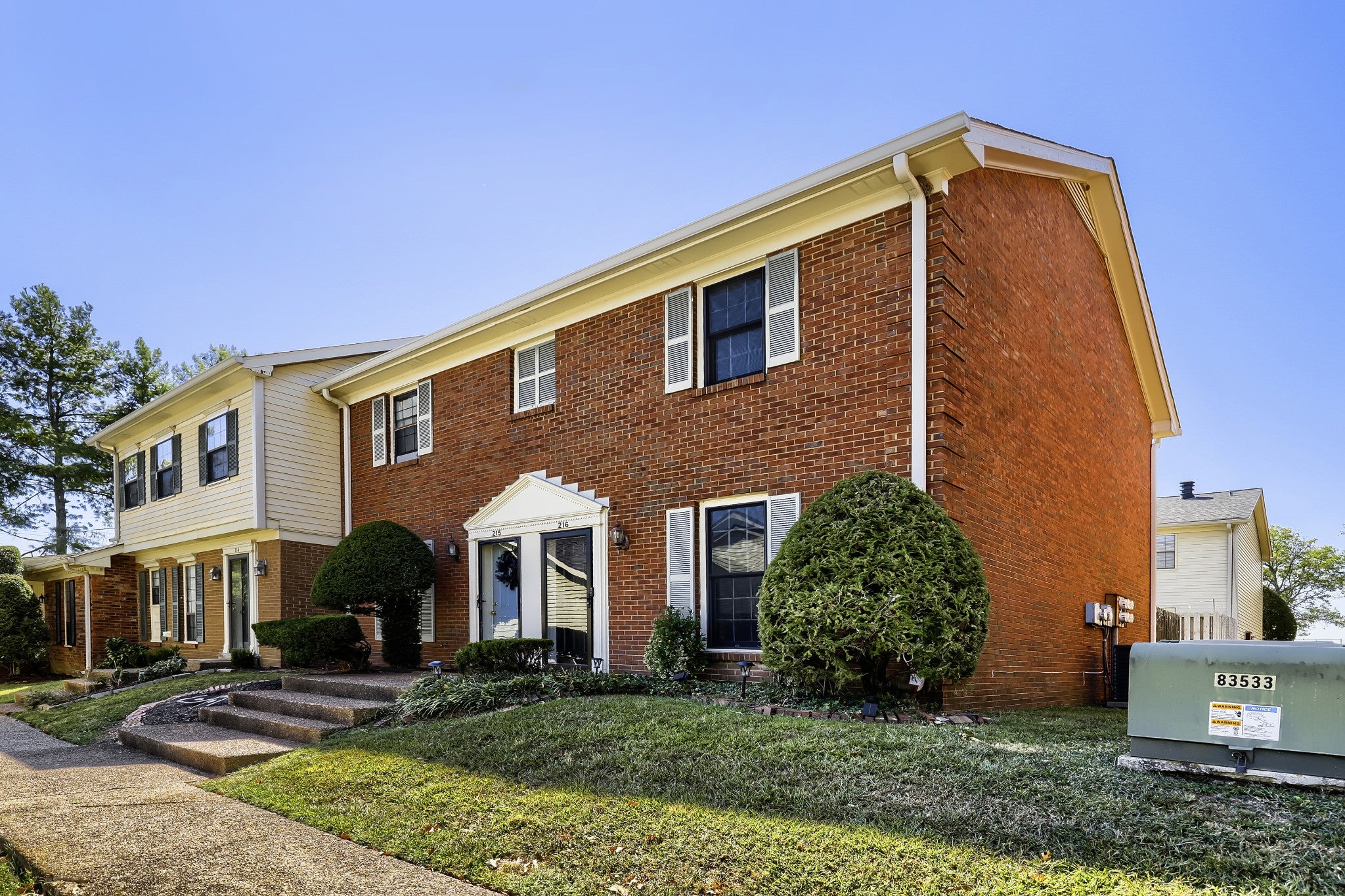 216 Brentwood Pt