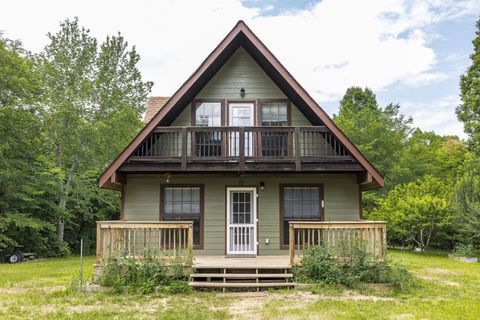 800 Warren Ln Hurricane Mills TN 37078