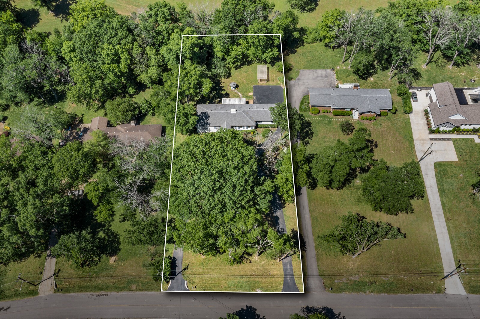 2704 Windemere Dr