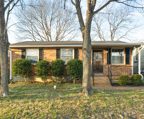 121 W McQuarry St, Ashland City, TN 37015 - MLS#: 2800749