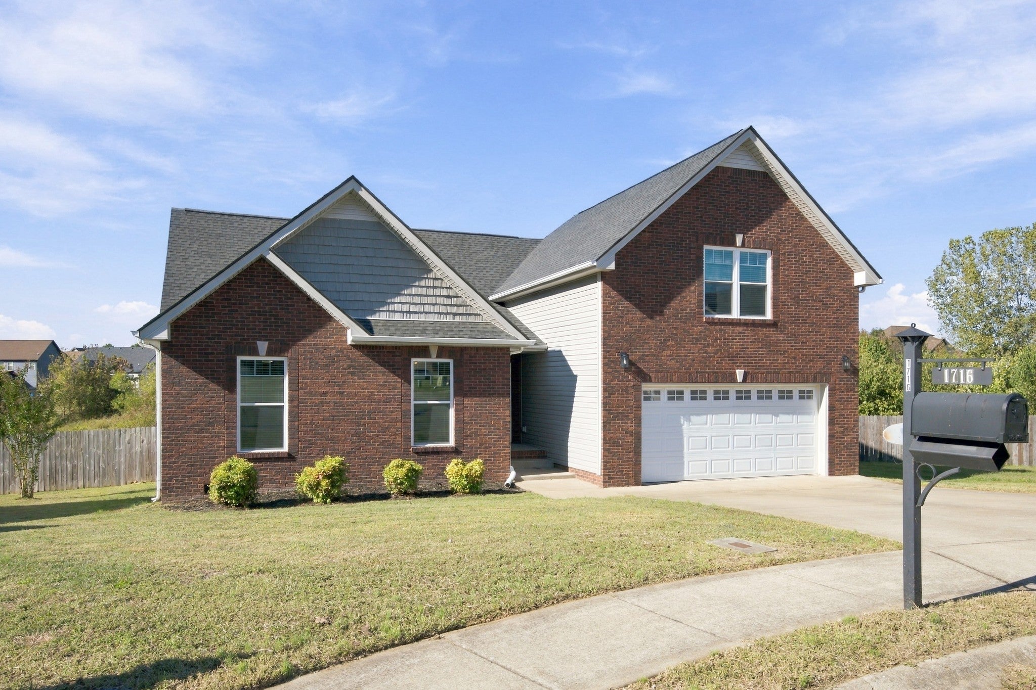 1716 Winterhaven Ct