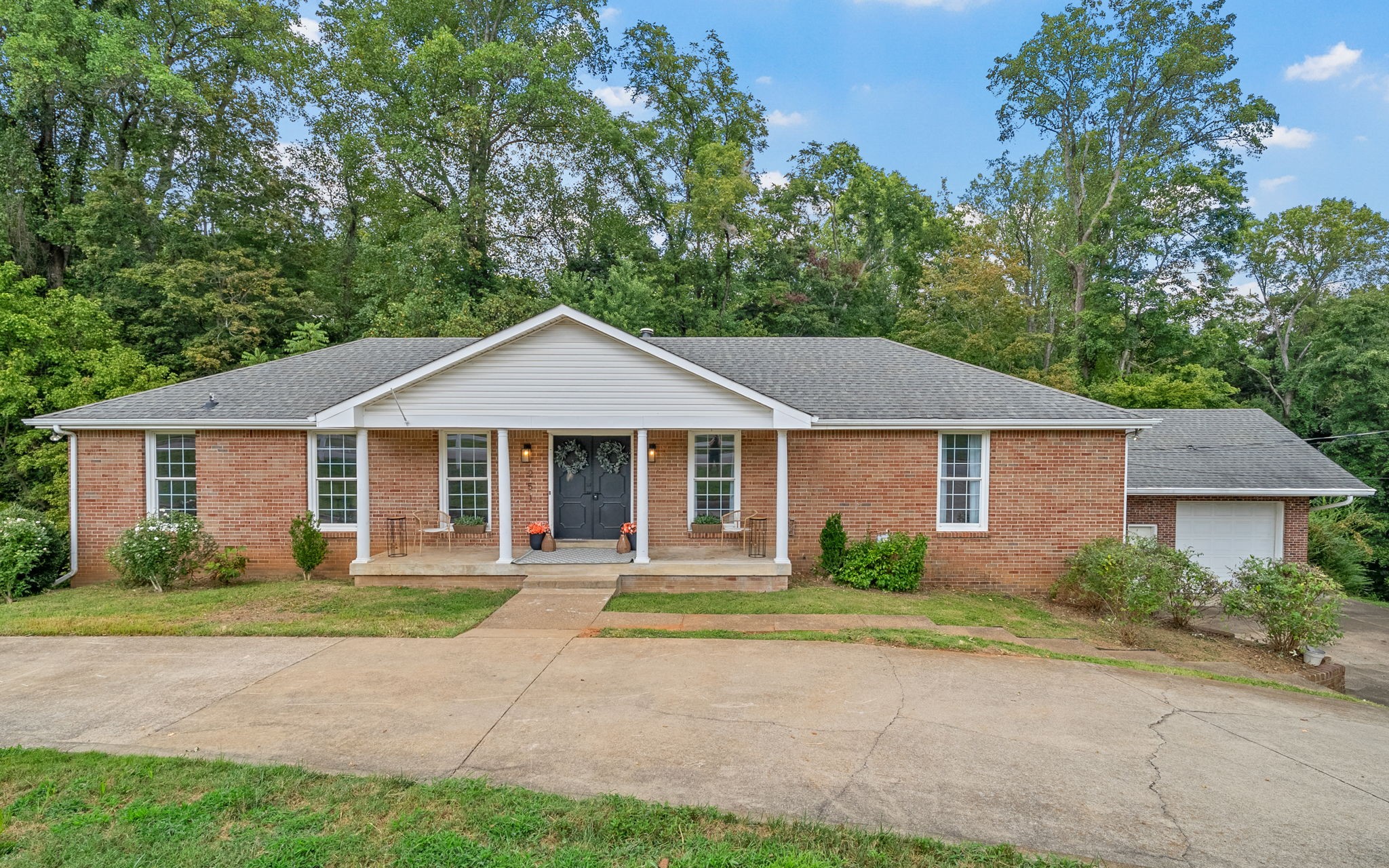 251 Porters Bluff Rd