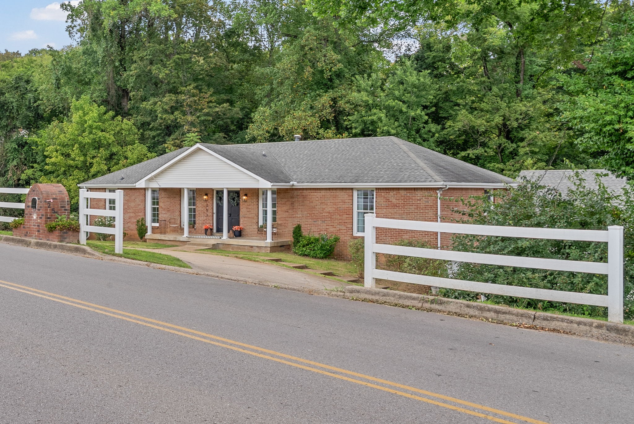 251 Porters Bluff Rd