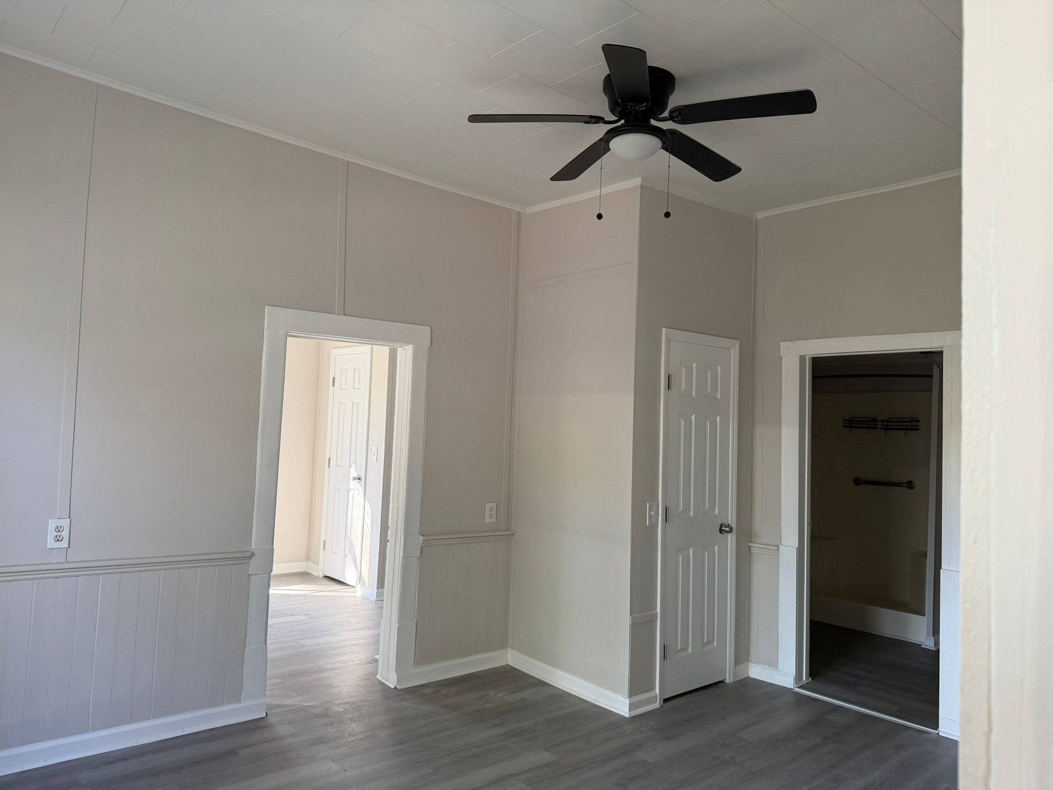 481 Elora Rd