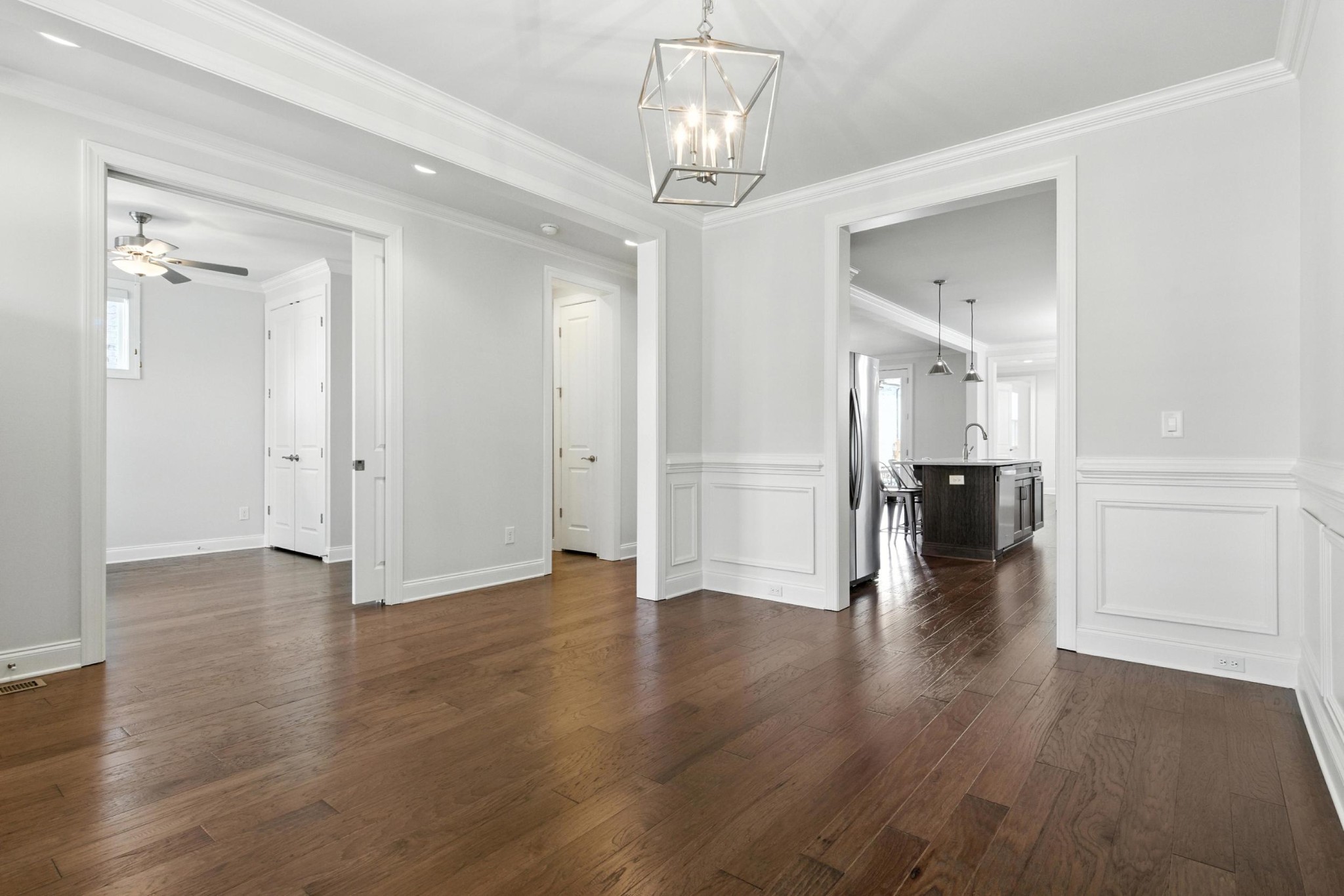 231 Moray Ct