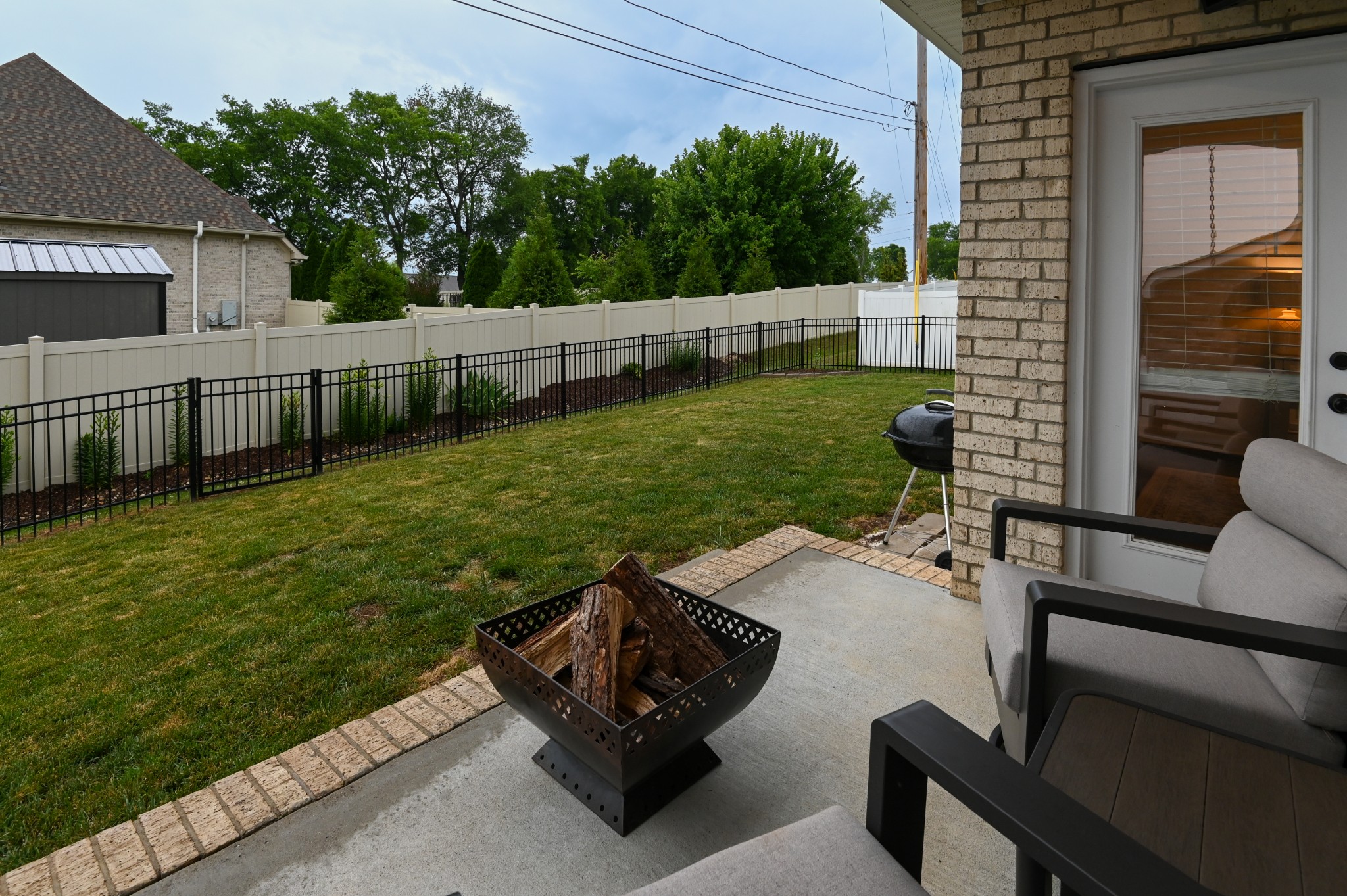 241 Griffin Ln