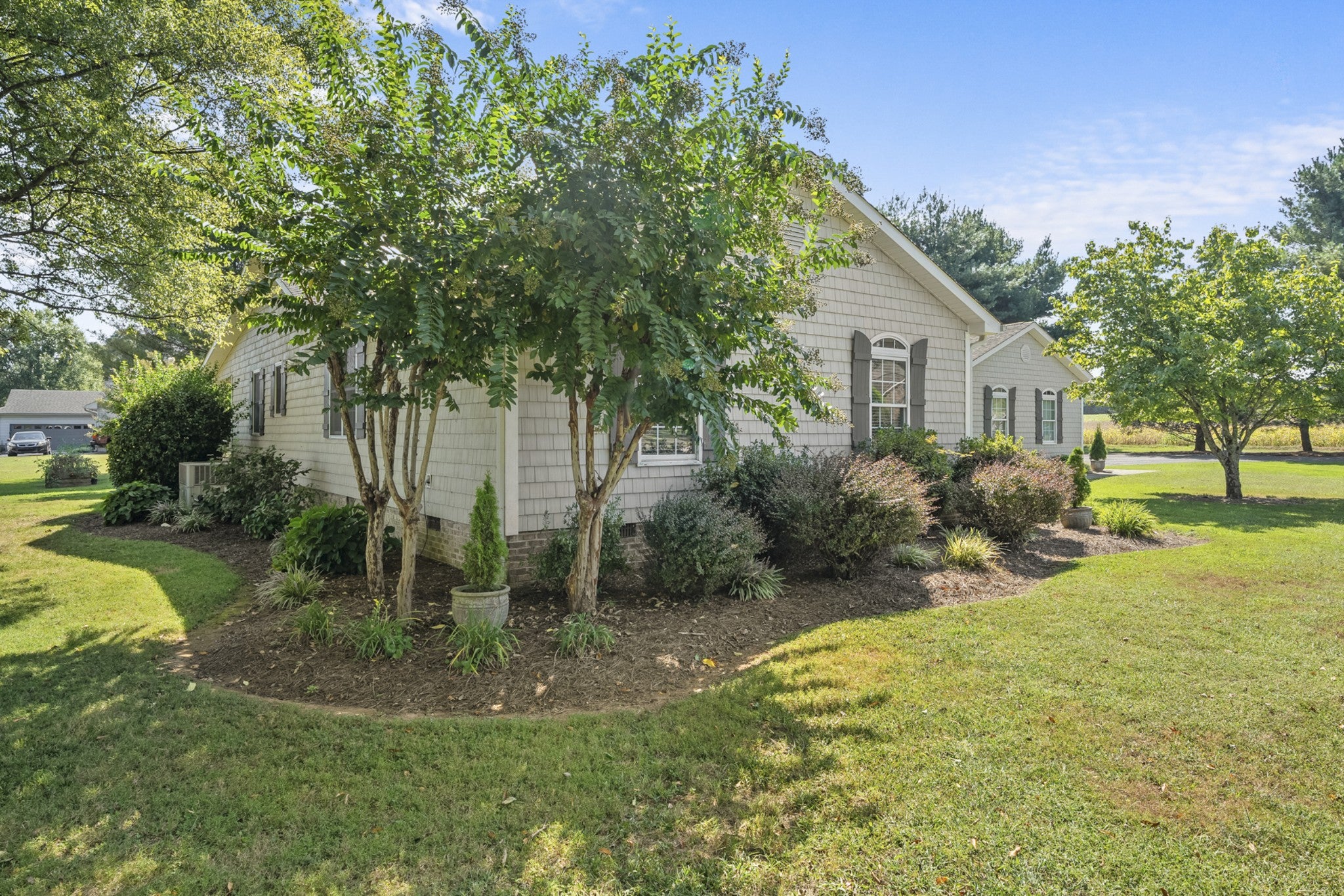 735 Shadowbrook Rd