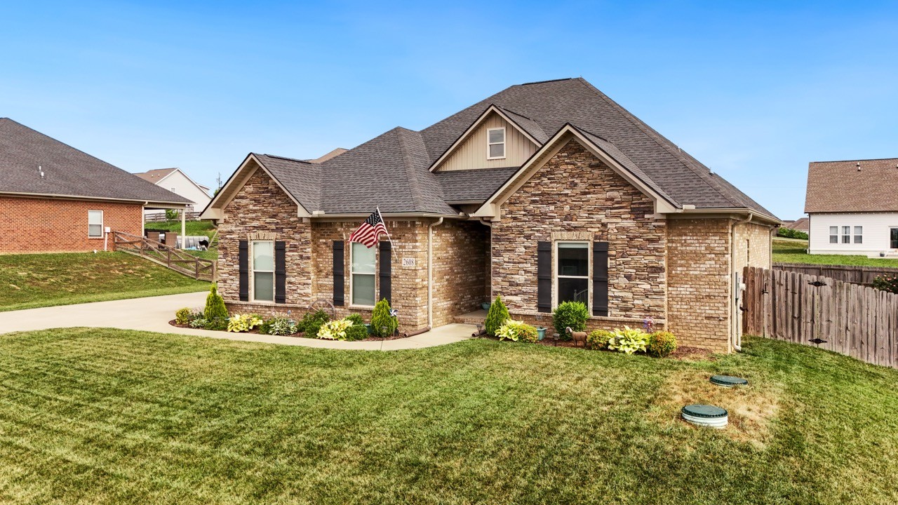 2608 Etna Dr