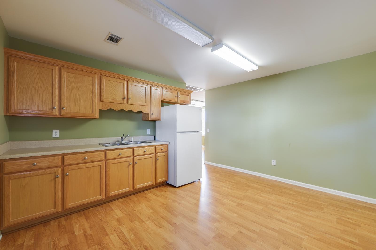 129 Sunset Cir Suite A