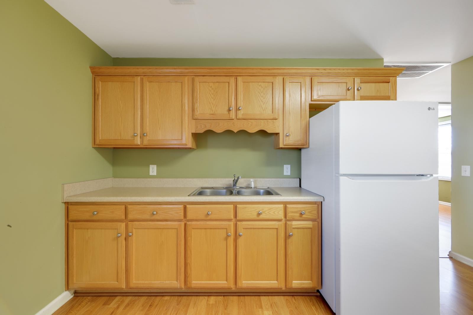 129 Sunset Cir Suite A