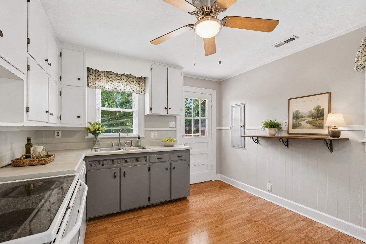 211 Rushwood Dr