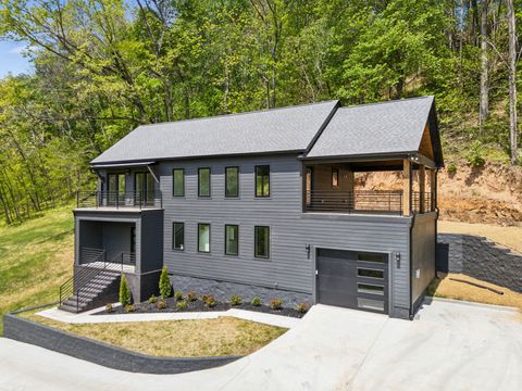 921 Blackberry Ridge Way, Smithville, TN 37166 - MLS#: 2815162