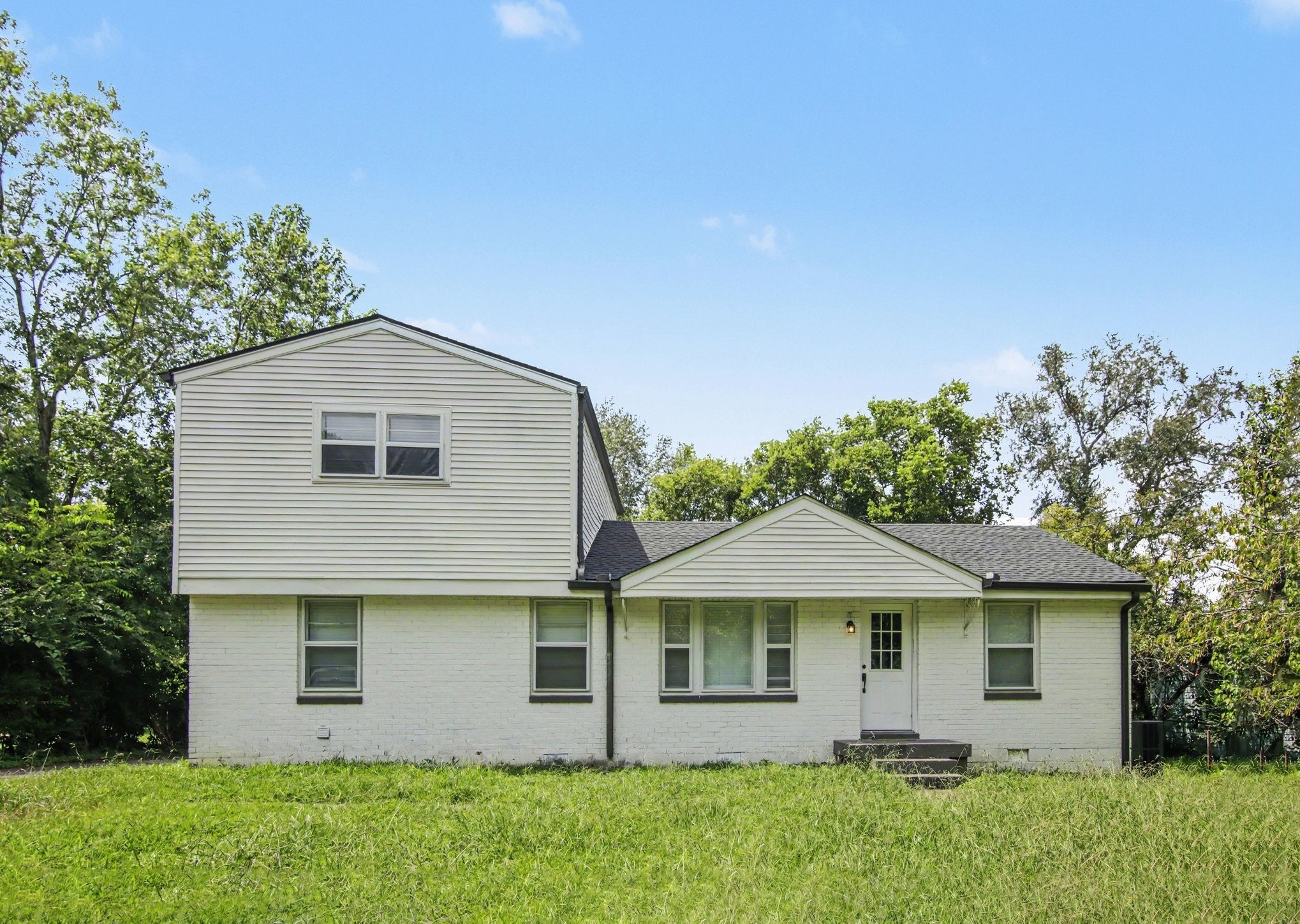 4-bed listing at 4911 Pearson Pl, Nashville