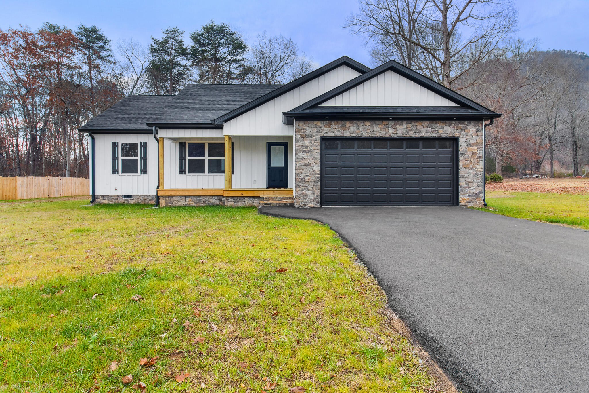 402 Old State Highway 8