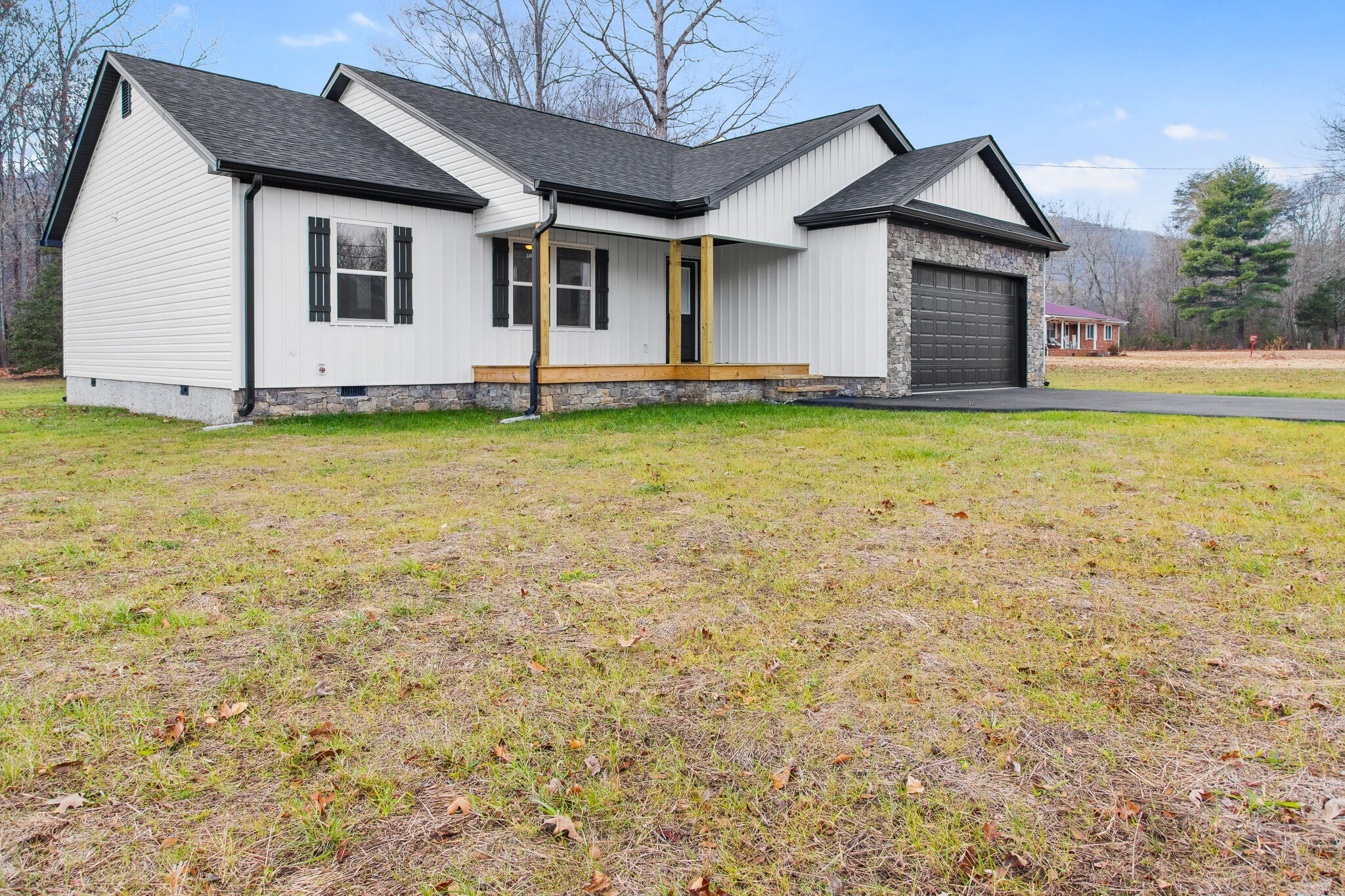 402 Old State Highway 8