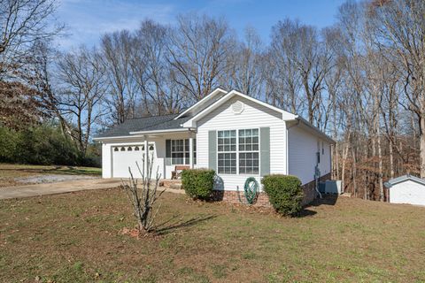 3117 Country Side Dr Centerville TN 37033