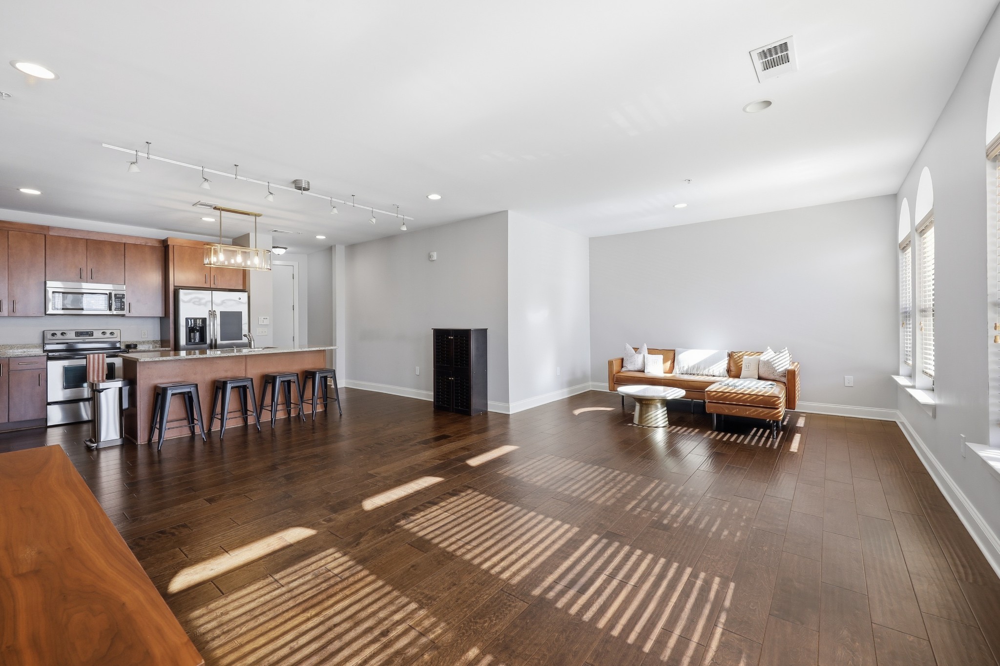 702 Wedgewood Park 206