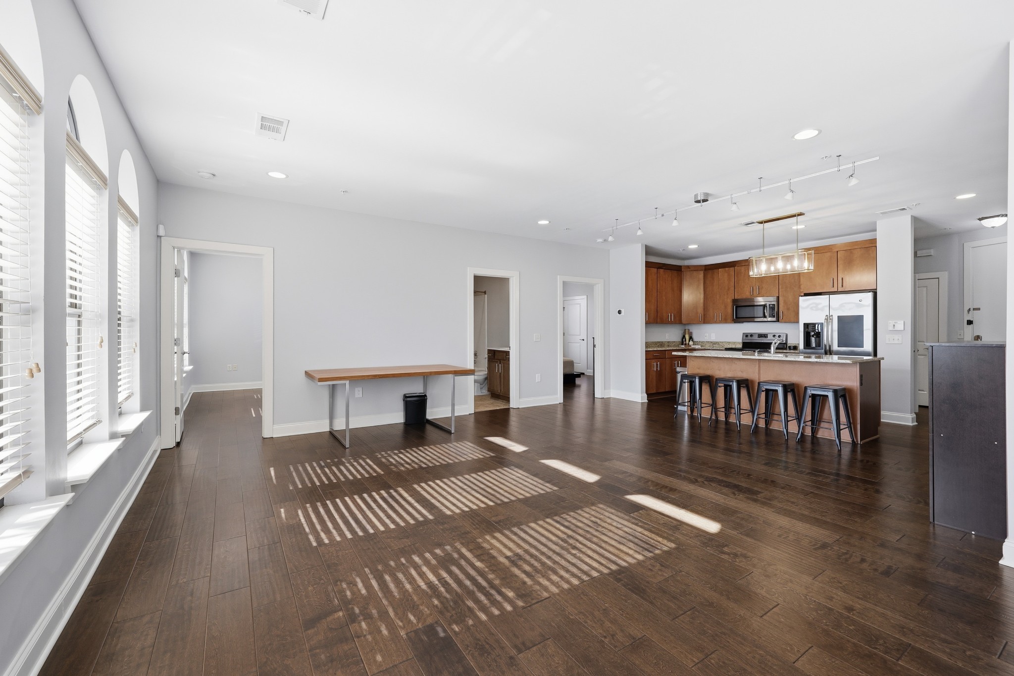 702 Wedgewood Park 206