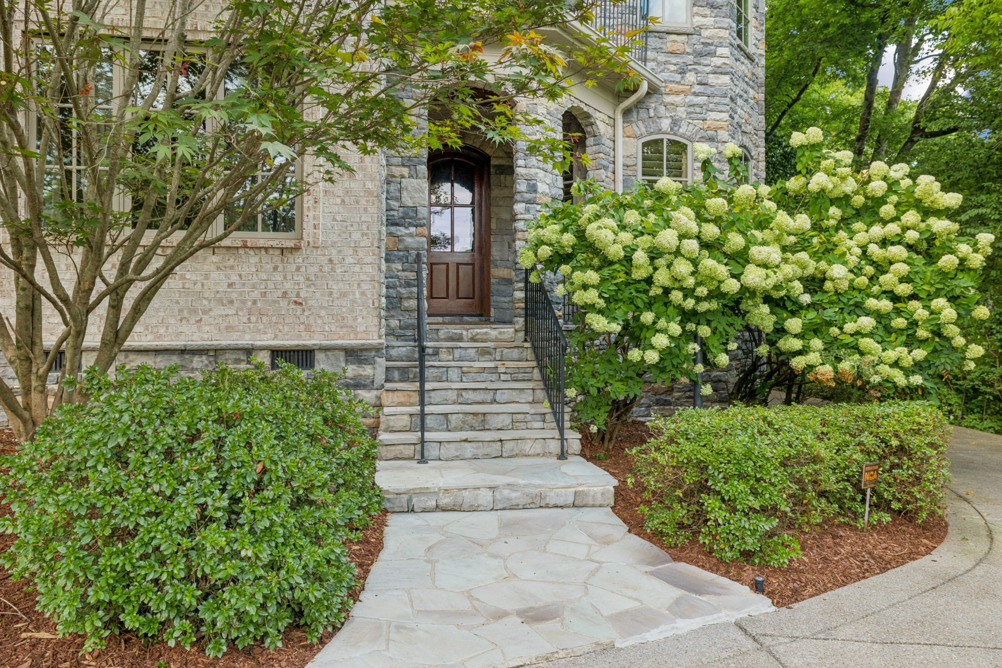 2021B Overhill Dr