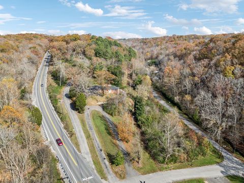 404 Van Hook Dr Ashland City TN 37015