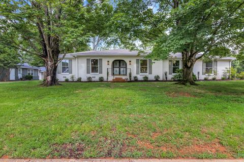 2302 Surrey Dr Murfreesboro TN 37129