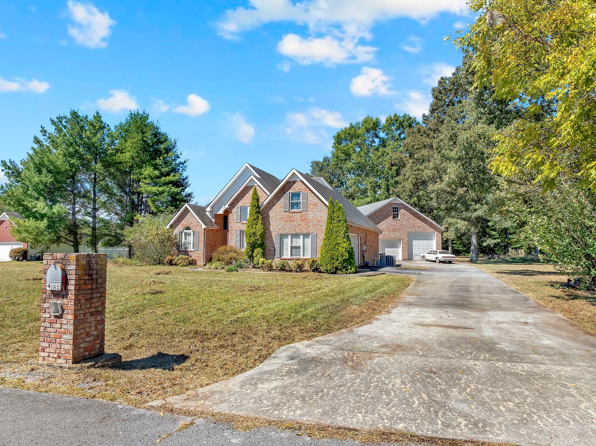 451 Crosspark Dr