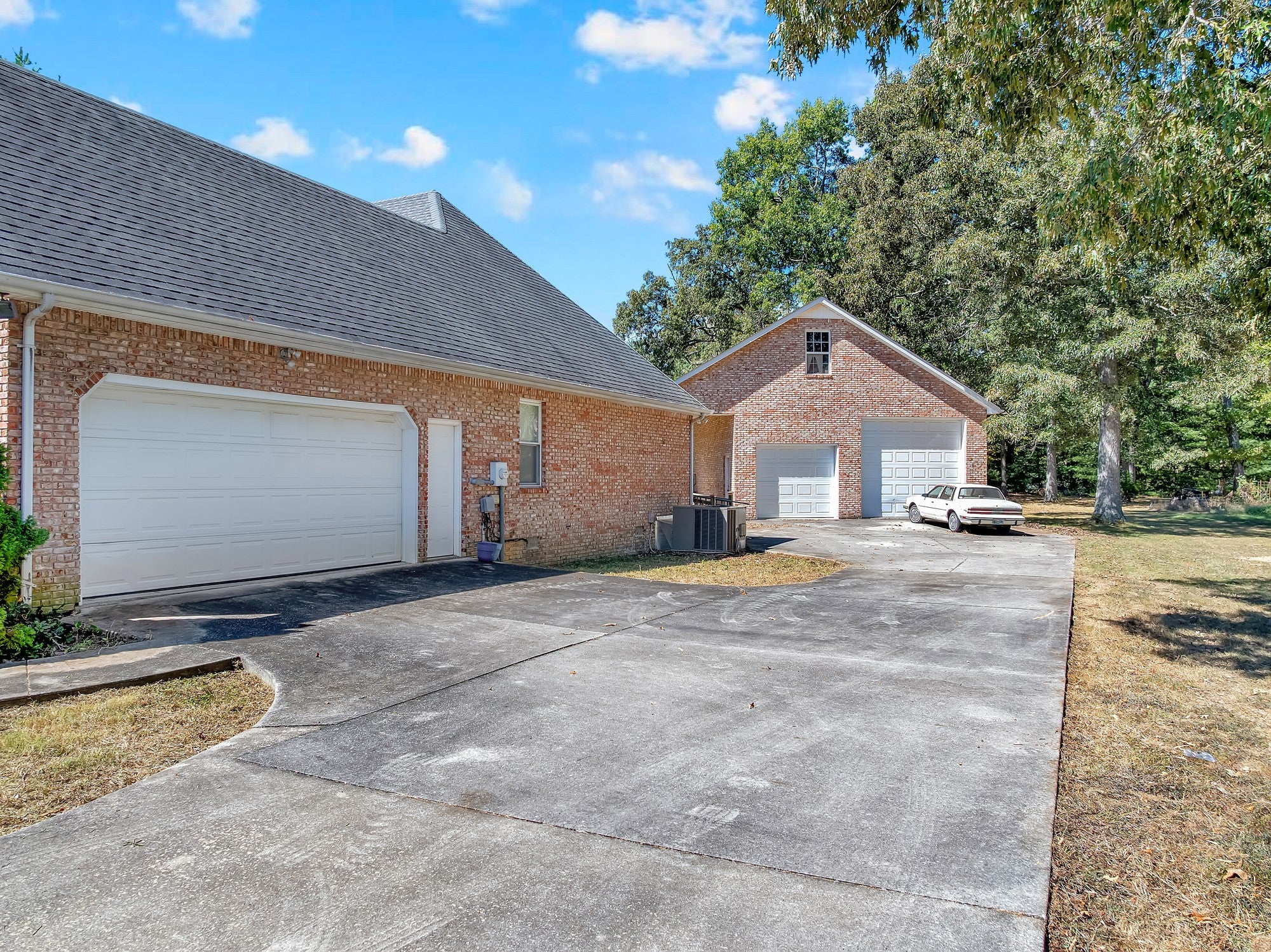 451 Crosspark Dr