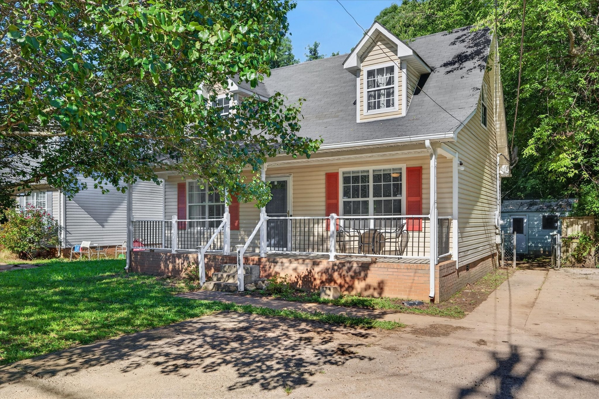 9209 Pembroke Oak Grove Rd