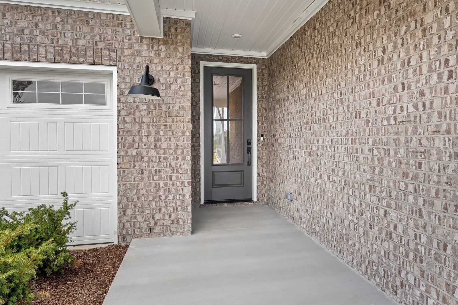 1021 Pinewood Pass