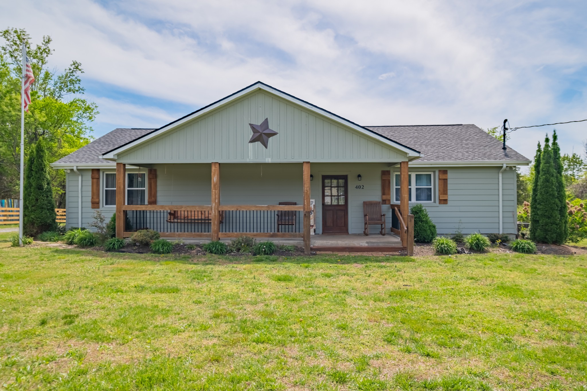 402 Hurricane Grove Rd