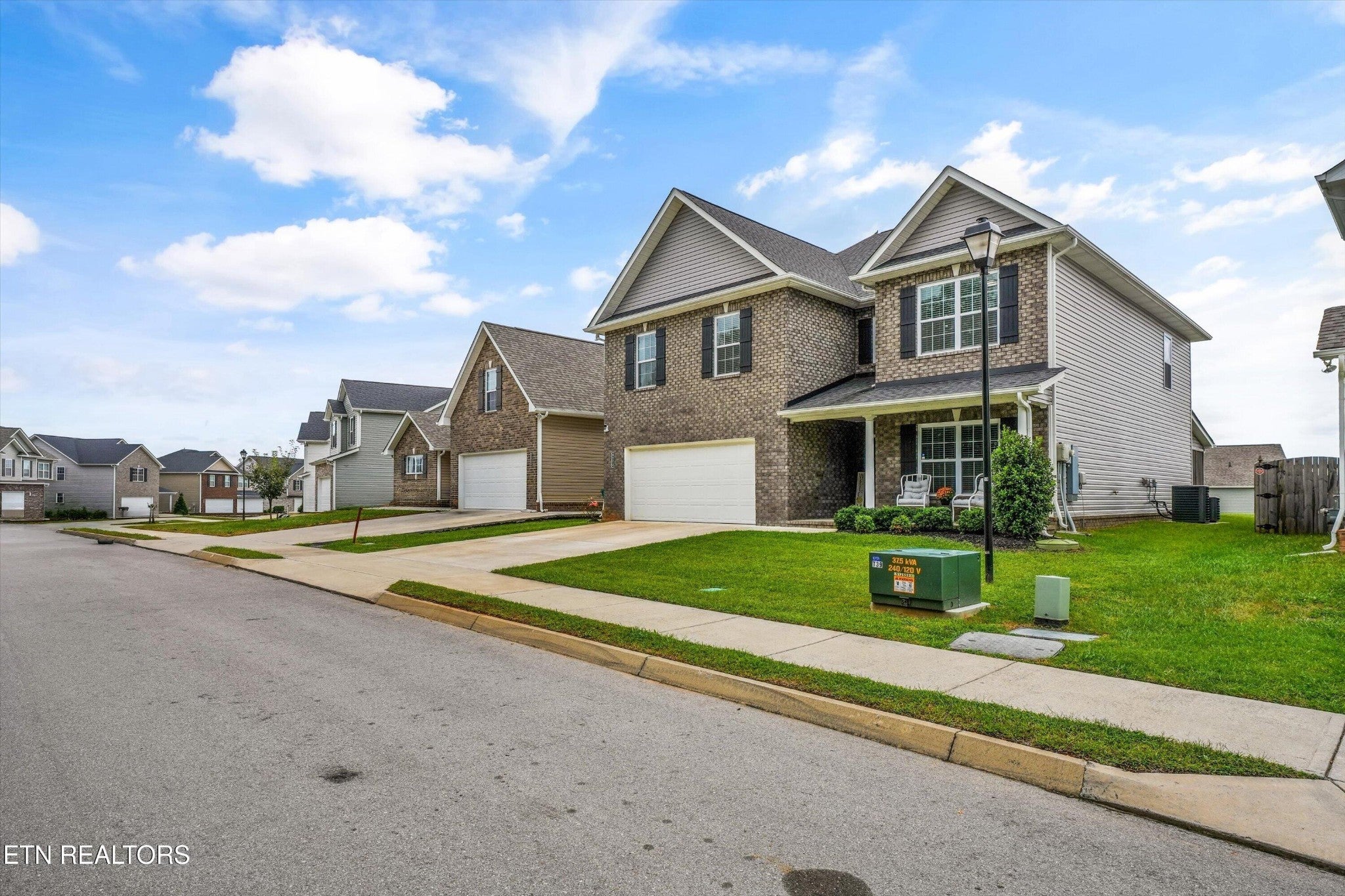 9273 Upstream Lane