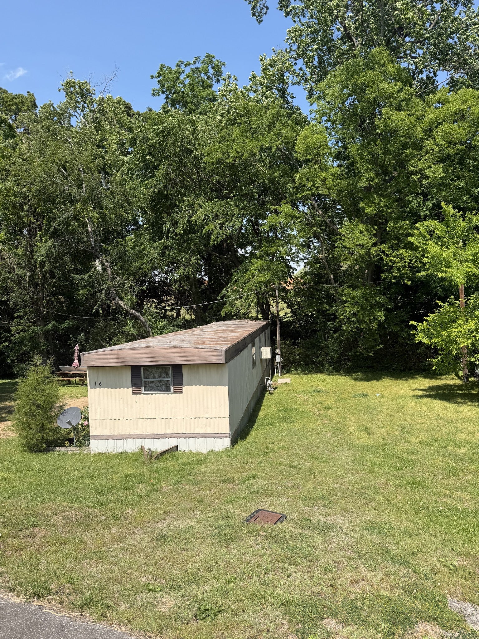 200 Dogwood Dr
