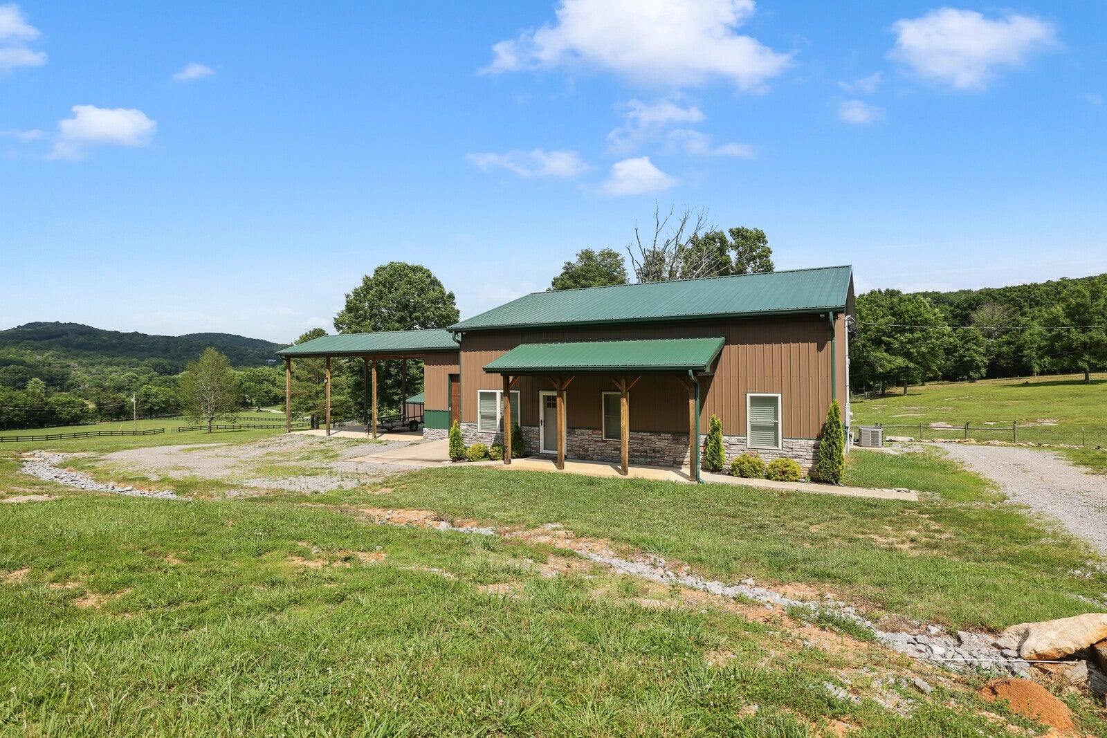 3735 Holmes Gap Rd