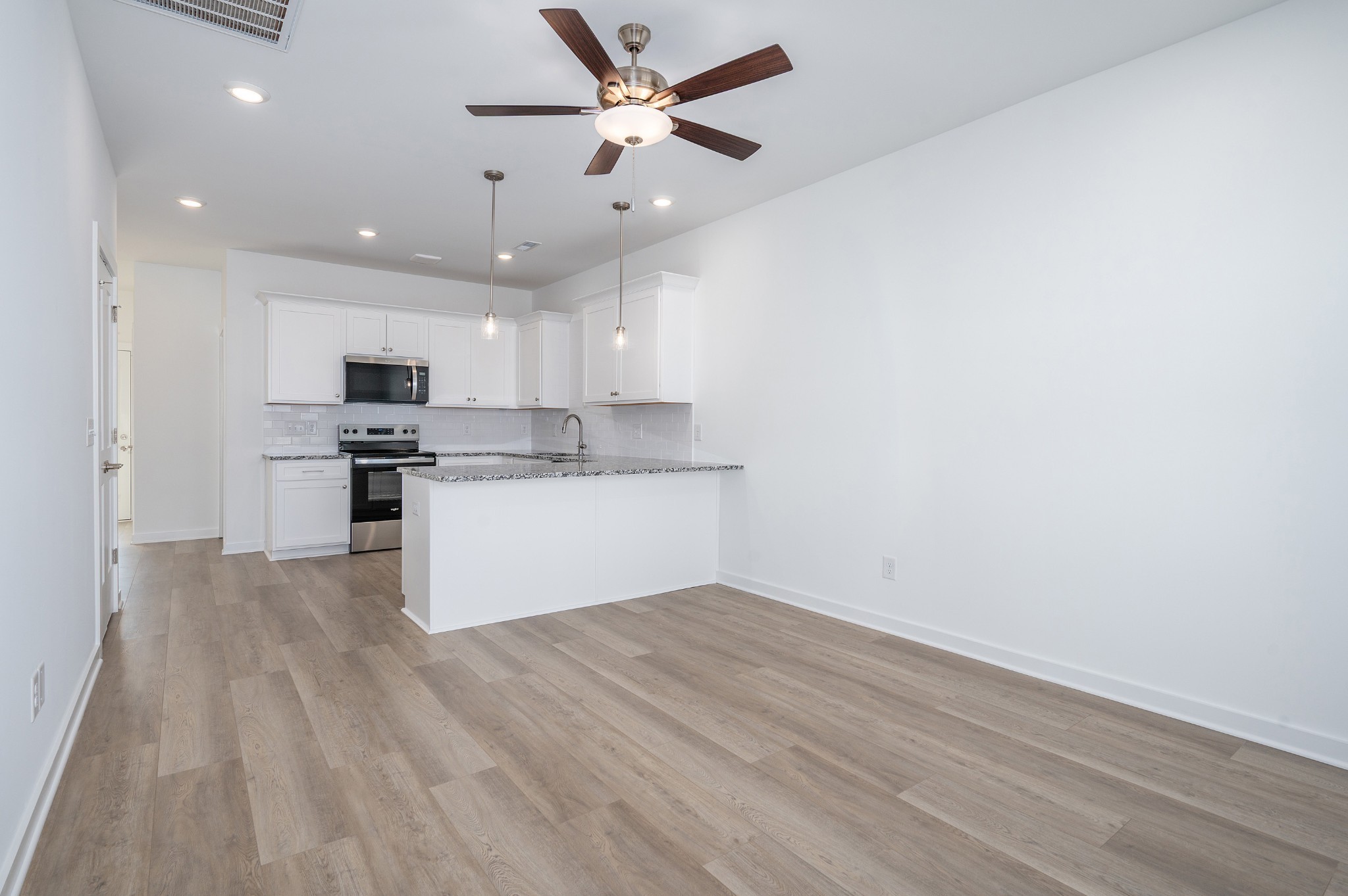 1170 S Dickerson Rd 26