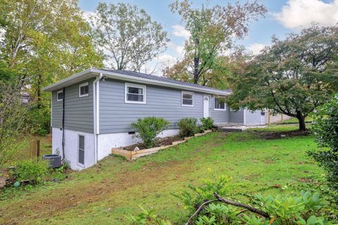 Photo of 3624 Premium Drive, Chattanooga, TN 37415 (MLS # 3038931)