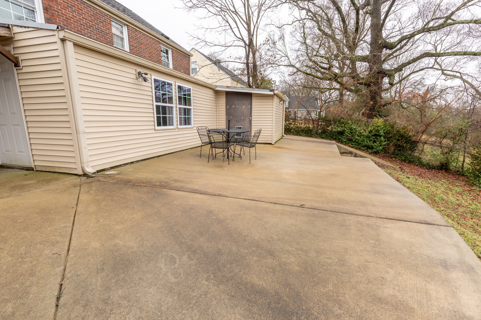1219 Saturn Dr