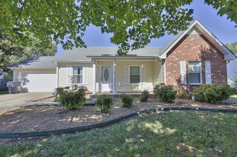 1710 Locerbie Dr Murfreesboro TN 37128