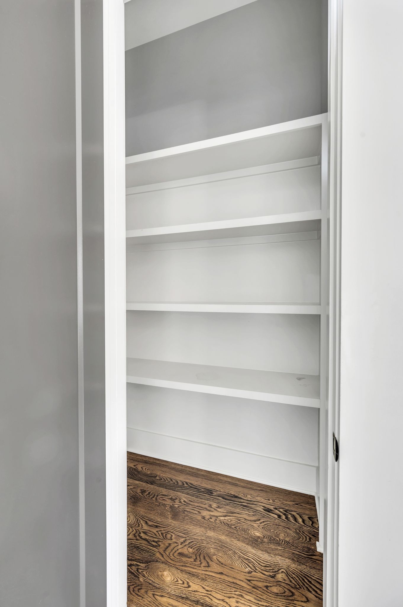 Nashville, Tennessee 37209, United States, 4 Bedrooms Bedrooms, ,3 BathroomsBathrooms,Residential,Active,100295