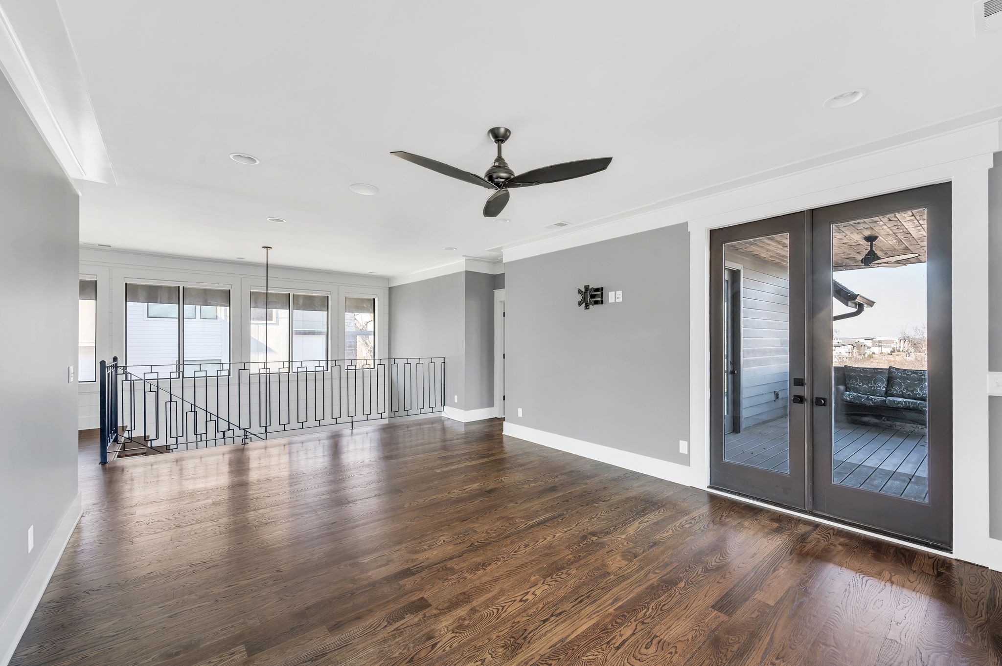 Nashville, Tennessee 37209, United States, 4 Bedrooms Bedrooms, ,3 BathroomsBathrooms,Residential,Active,100295