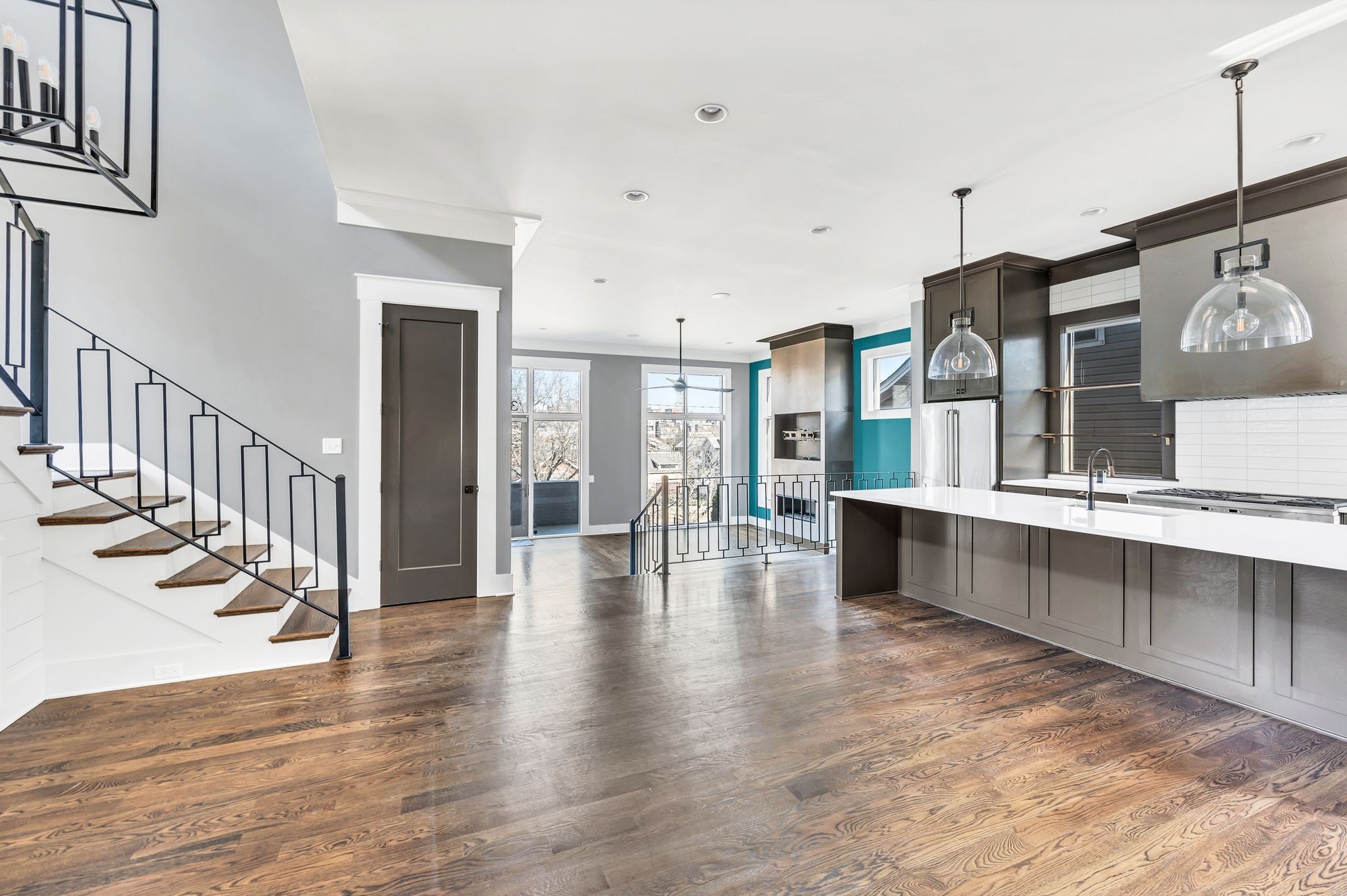 Nashville, Tennessee 37209, United States, 4 Bedrooms Bedrooms, ,3 BathroomsBathrooms,Residential,Active,100295