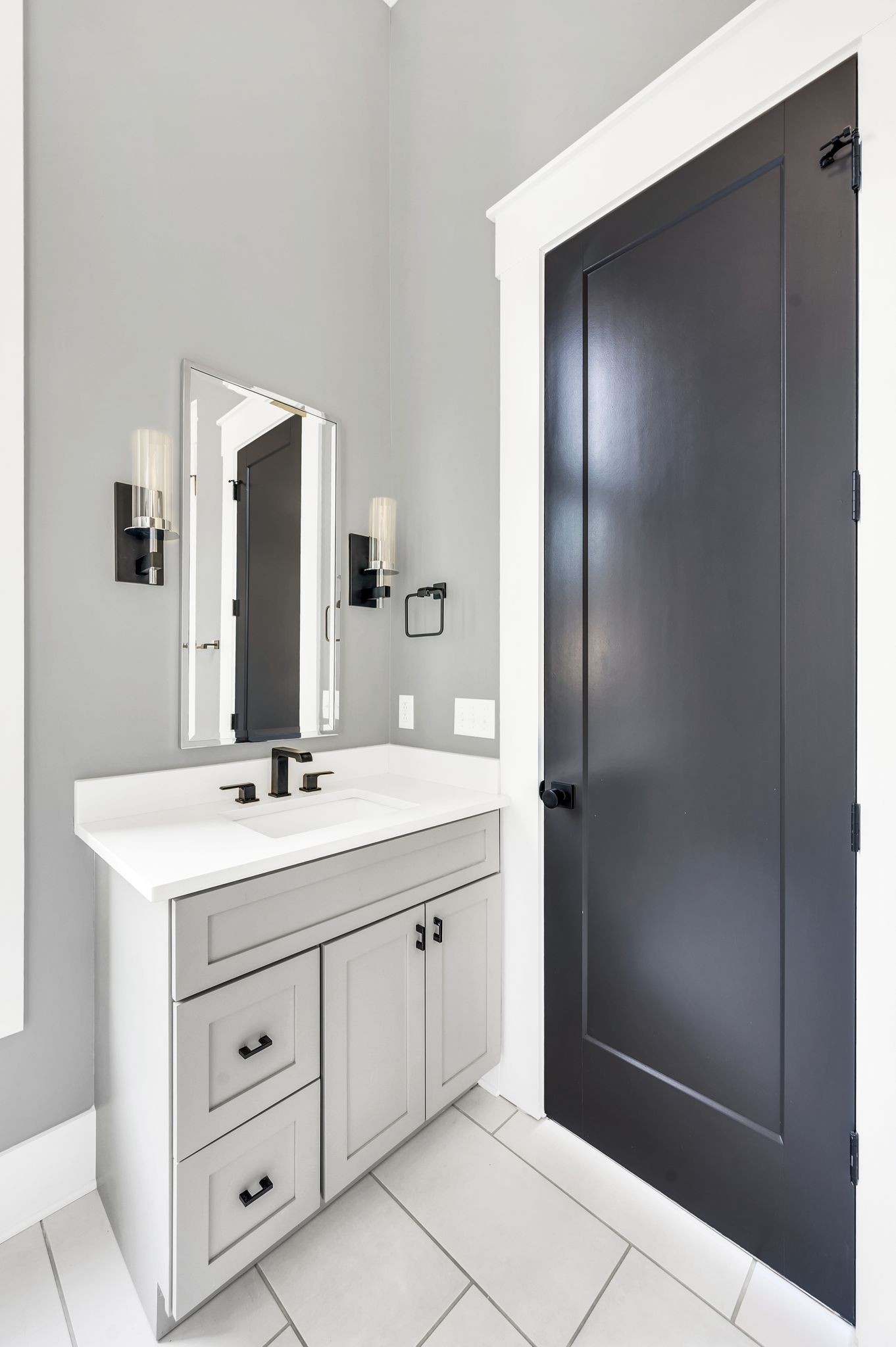 Nashville, Tennessee 37209, United States, 4 Bedrooms Bedrooms, ,3 BathroomsBathrooms,Residential,Active,100295