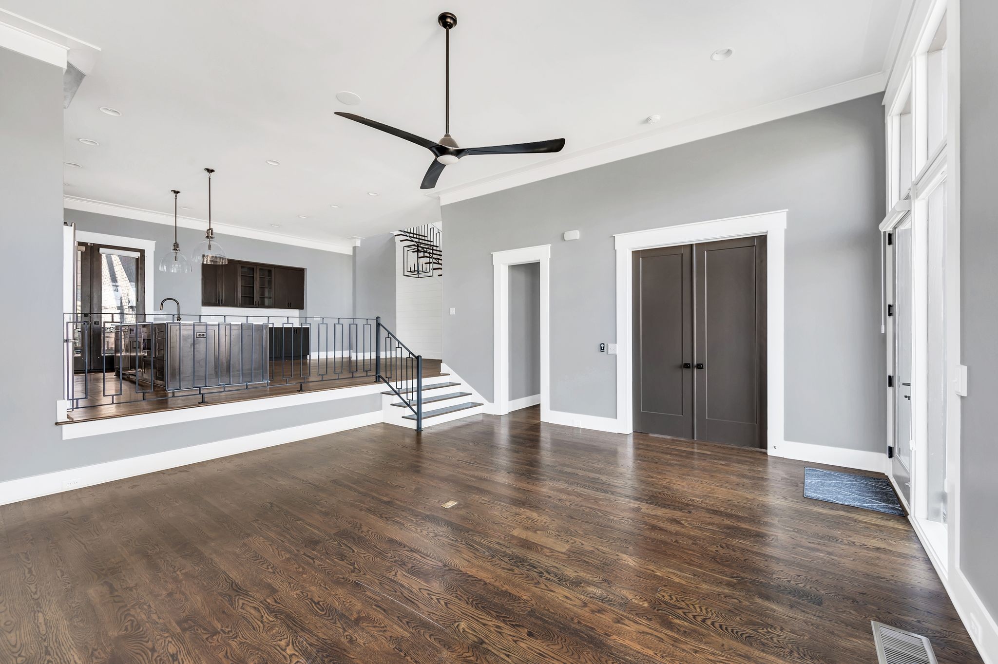 Nashville, Tennessee 37209, United States, 4 Bedrooms Bedrooms, ,3 BathroomsBathrooms,Residential,Active,100295